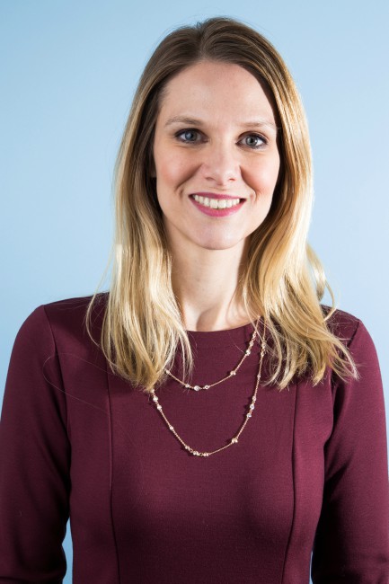 Kimberly Mangla, MD Profile Headshot