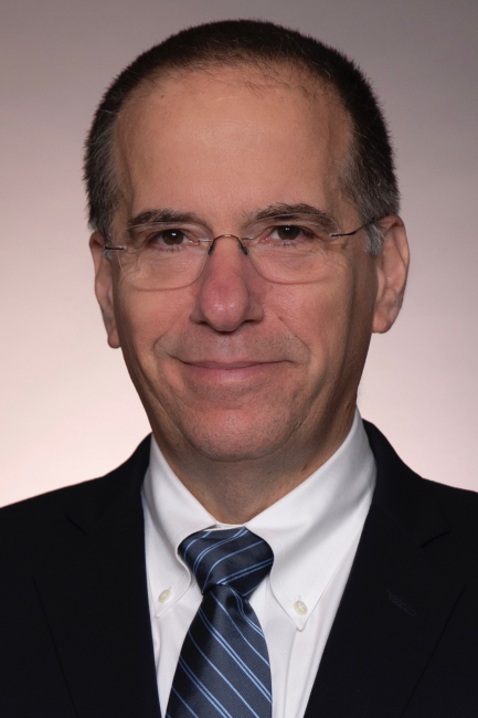 Elliot Regenbogen, MD Profile Headshot